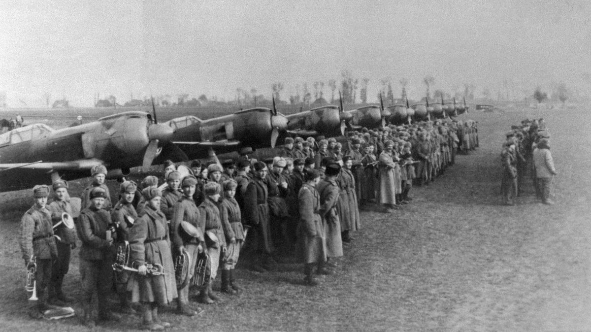 Neznámé vzpomínky na slovenské povstání a Duklu. To bude bordel, zaklel Koněv