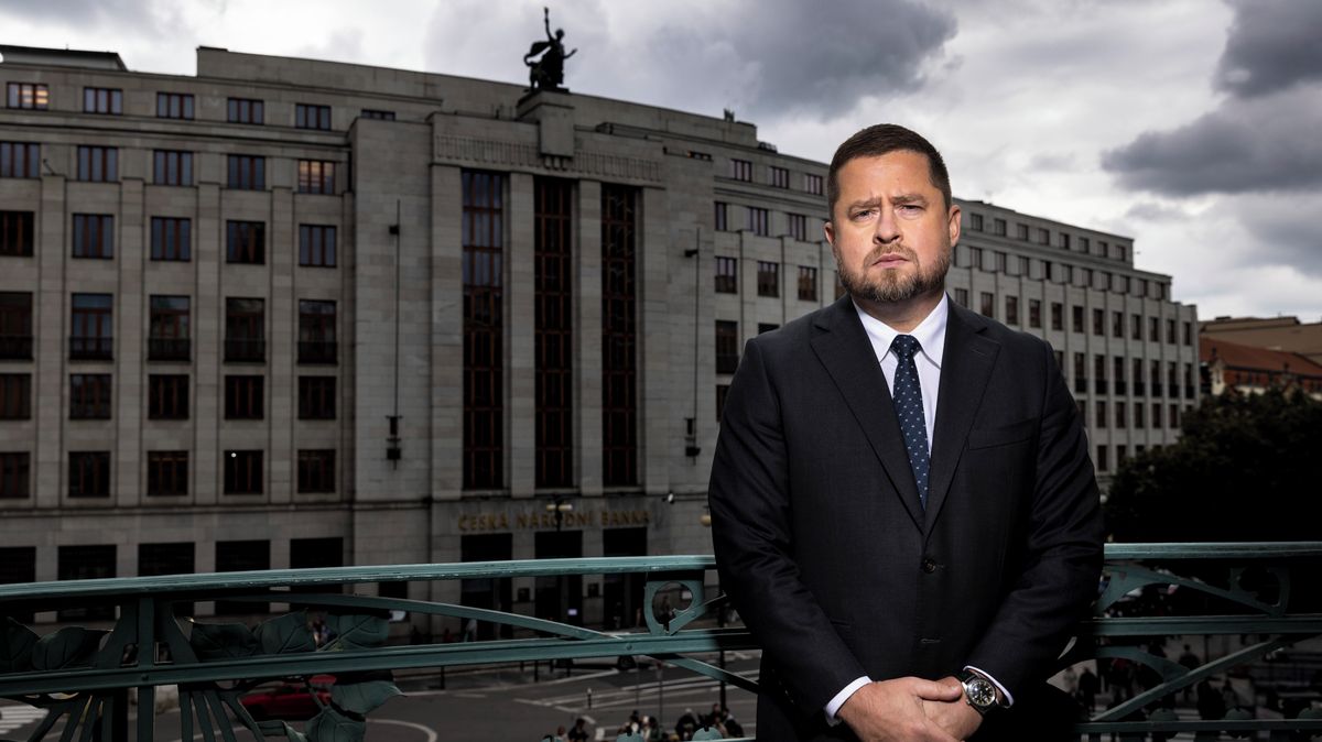 Národní banka dostane ochranku místo NKÚ. Je ve větším nebezpečí, říká policie