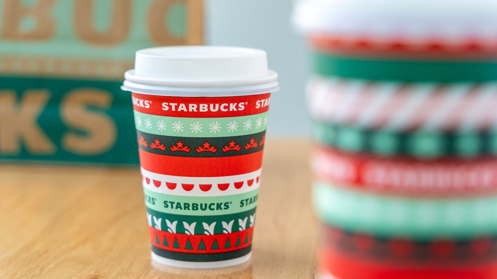 Hackeři napadli Starbucks, zaměstnanci se vrátili o desítky let zpět
