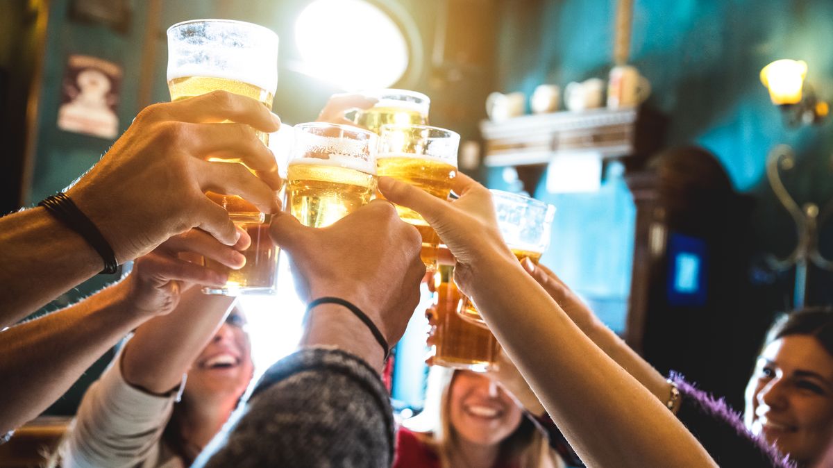 Moravskoslezským pivovarům klesl prodej piva i o desítky procent