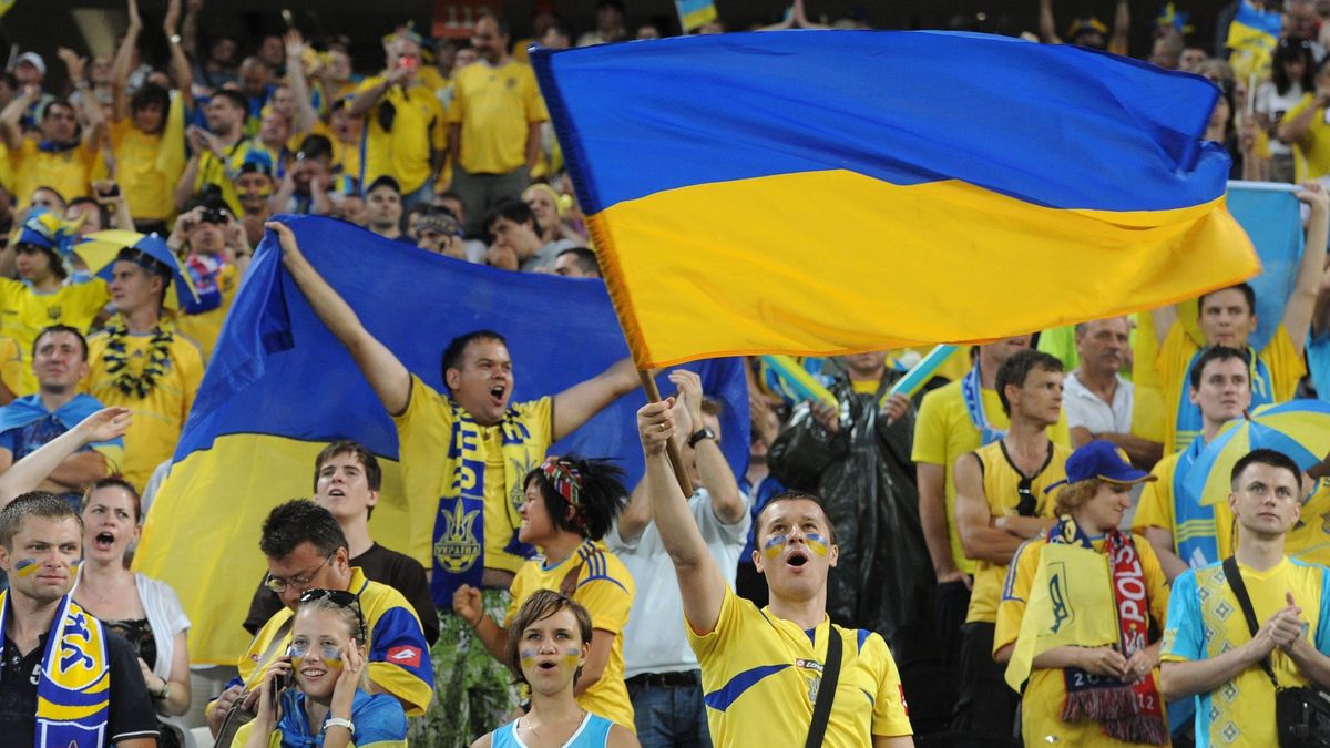 Glosa: Ruská ulička. Má fotbal „Respect“?