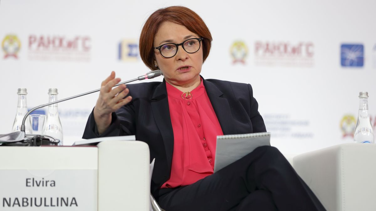 Šéfka ruské centrální banky staví hradbu proti sankcím