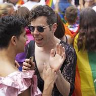 V sobotu Prahou po tříleté pauze prošel karnevalový průvod hrdosti Prague Pride.