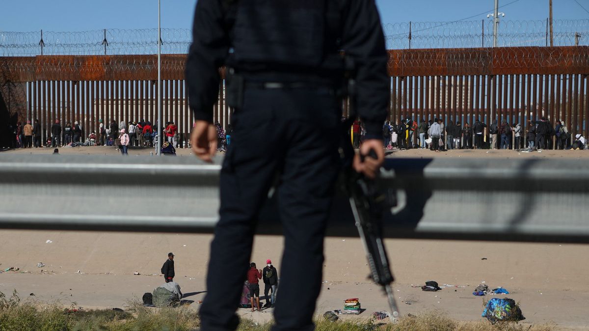 „Je tvoje“. Migranti na mexických hranicích čelí vlně únosů a znásilnění