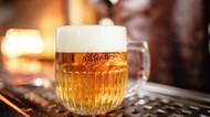Chutná jako pivo, voní jako pivo, ale je prostě dražší, říká šéf Budvaru
