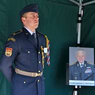 Boček měl na svém kontě 26 operačních letů u 310. stíhací perutě RAF. Byl nositelem mnoha britských, československých i českých vyznamenání včetně Řádu bílého lva I. třídy.