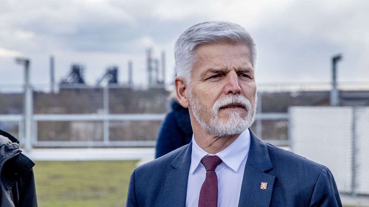 Komentář: Pavel nakonec rozpočet podepíše. Doutnák zhasne včas