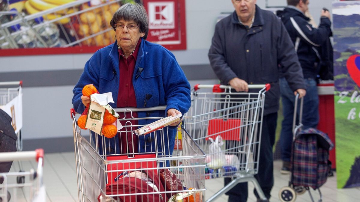 Kdo tedy může za českou inflaci? Vlády ji vyrobily a ČNB nezastavila