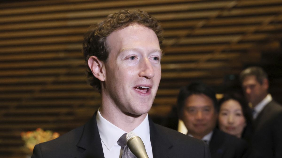Zuckerberg vypustil „superlamu“ umělé inteligence. Zkrotit se nedá