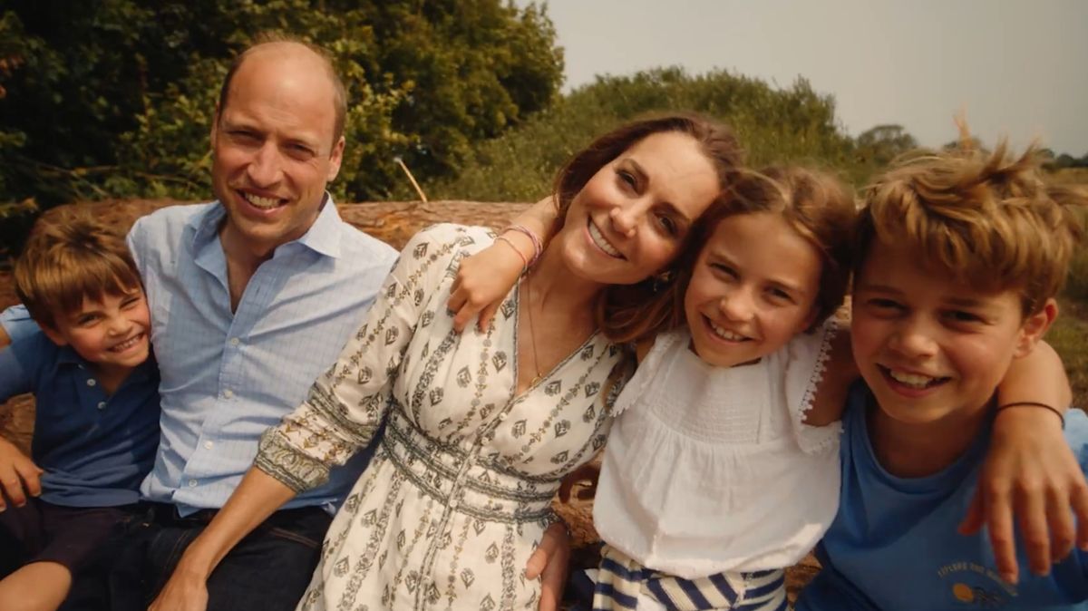 Už žádné skrývání emocí. Jak nemoc princezny Kate změnila královskou rodinu