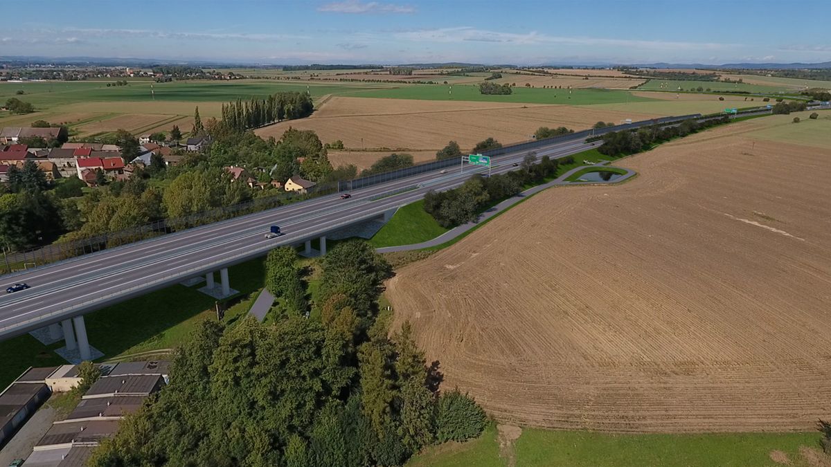 ŘSD překvapilo novým termínem kompletního dokončení D1