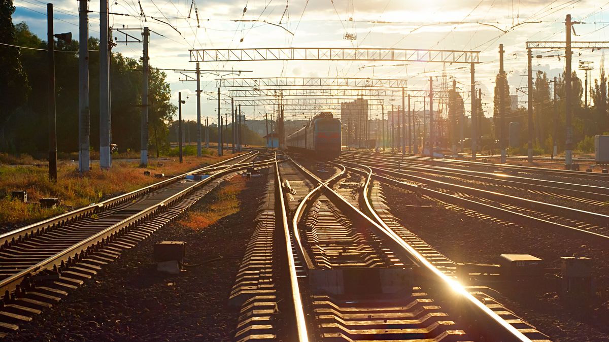 Téměř dva týdny nepojedou vlaky mezi Veselím nad Moravou a Starým Městem