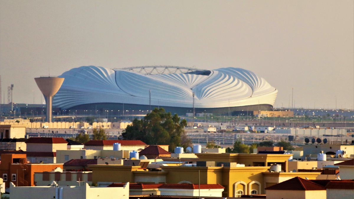 Krásná fotbalová monstra. Nejen v Kataru vzbuzují obří stadiony vášně