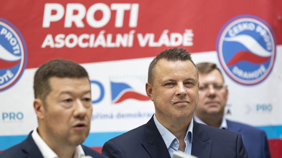Sláva a pád slepenců. Kdo tohle drama natočí?