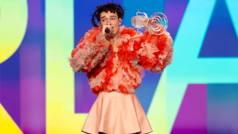 Loňský vítěz Eurovize Nemo vrátí pohár, nesouhlasí s účastí Izraele