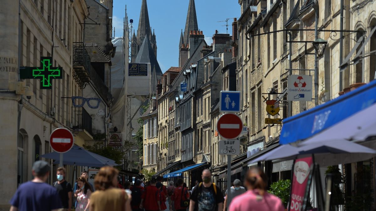 Plán EU naočkovat dospělé nejde podle představ. Česko také zaostává