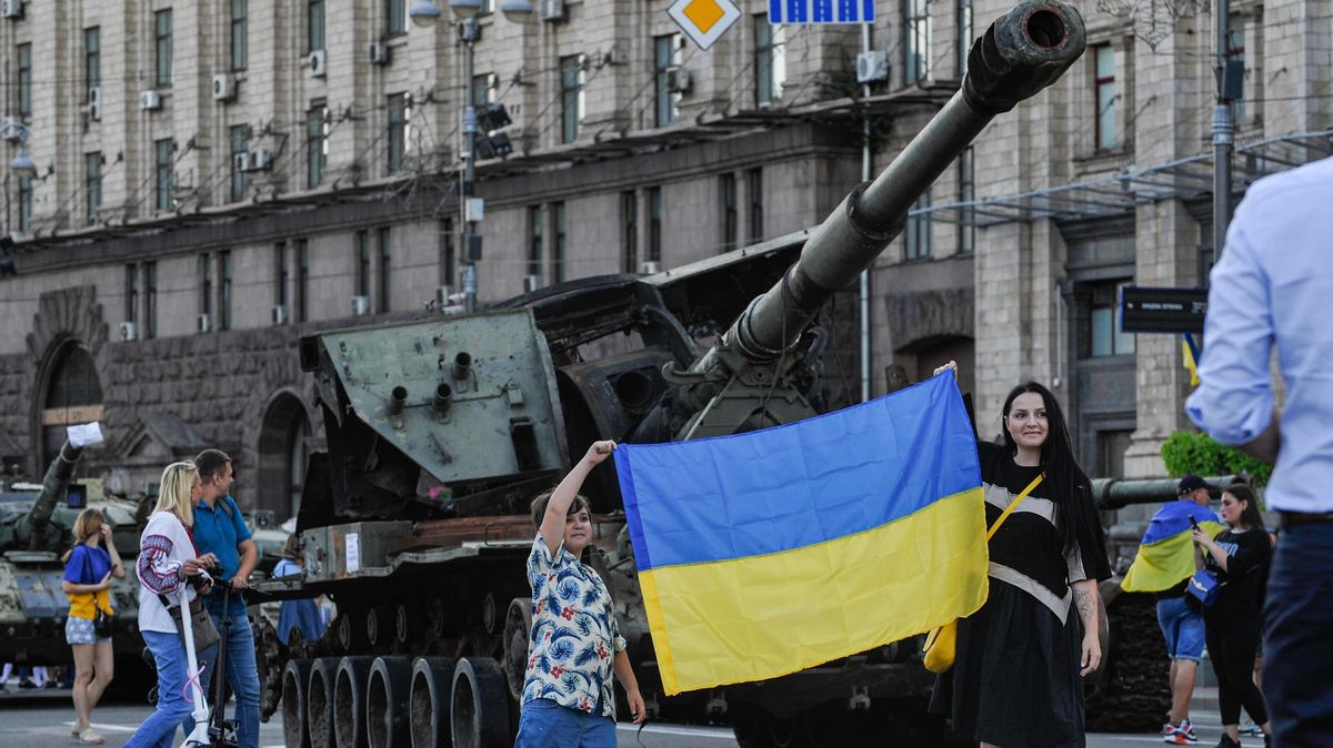Ukrajina si připomíná výročí své nezávislosti. Oslavy se ale nekonají