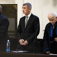 Znovu zopakoval, že projekt Farmy Čapí hnízdo realizovala jeho rodina. Dále se mu nelíbilo to, že vrchní soud toto tvrzení zpochybnil.