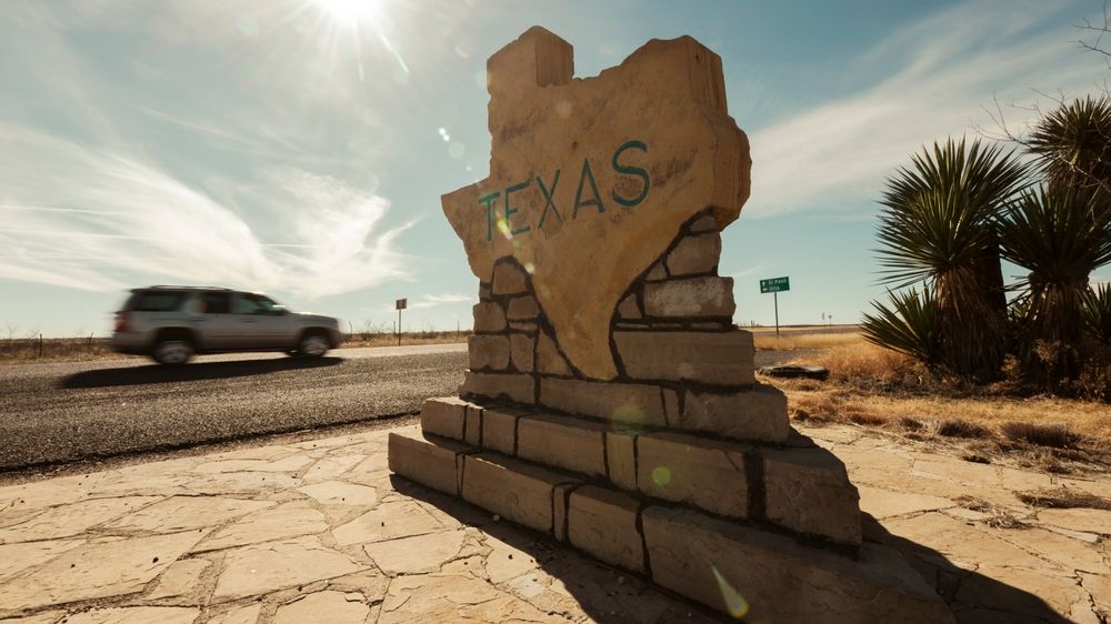 Texas bojuje s vedry, desetitisíce lidí jsou po hurikánu stále bez proudu