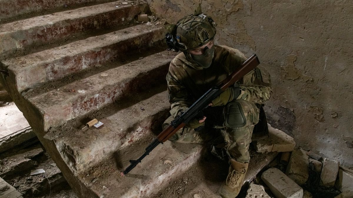 Ukrajinská tajná služba odhalila maďarskou špionážní síť, dva lidé zatčeni