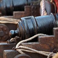 Pirátská loď La Grace. Děla.