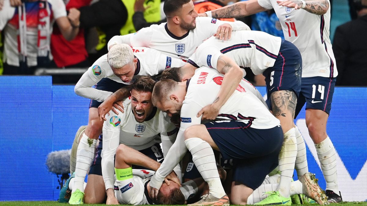 Anglie jásá, po 55 letech je ve finále. Soupeře opět drtí pocit křivdy