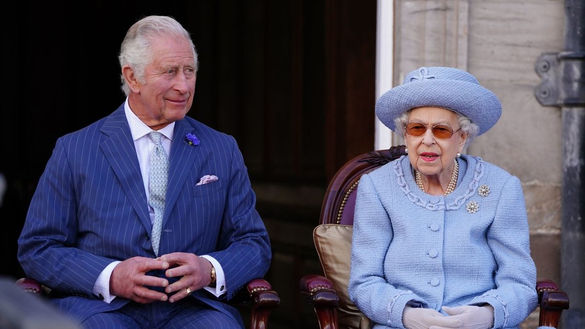 Alžběta si pro nového krále vyžádala podporu. Co čekat od Charlese III.?