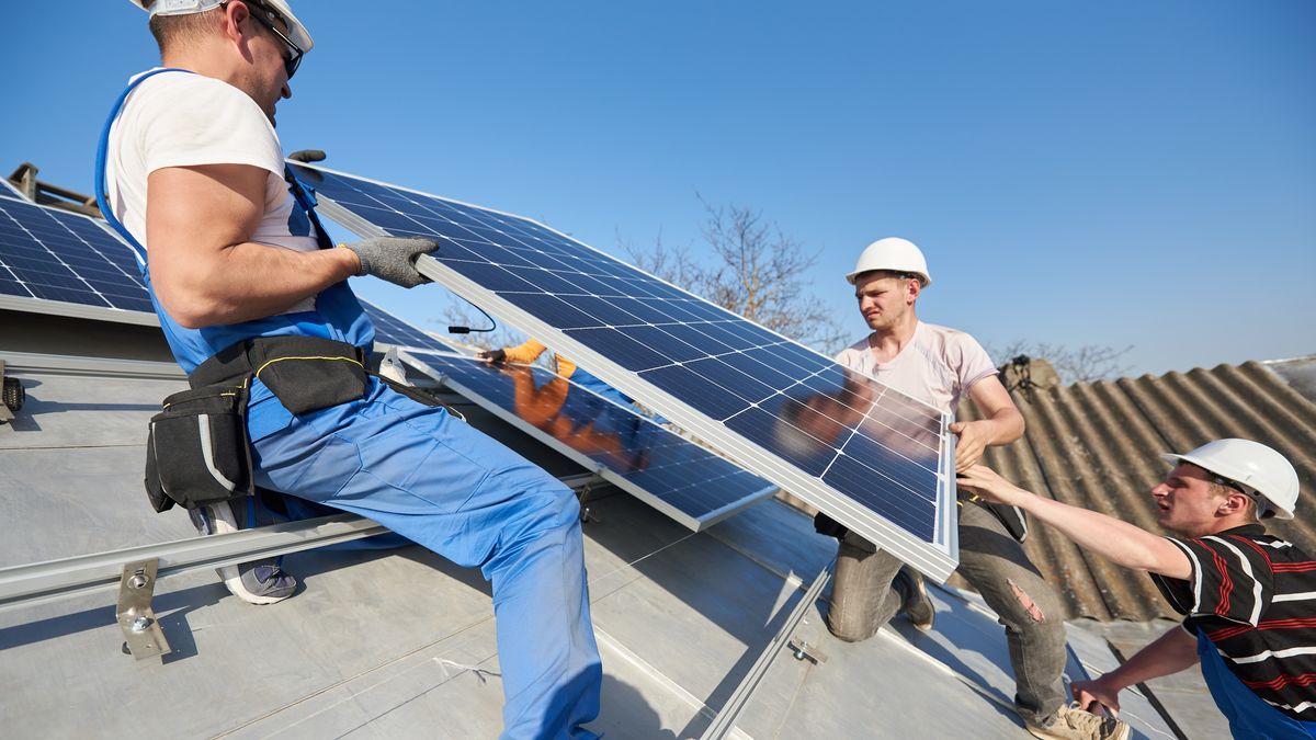 Hodonín na střechu městského úřadu nainstaluje fotovoltaickou elektrárnu