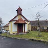 Centrum obce Podluhy.