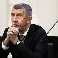 Žalobce Jaroslav Šaroch řekl, že se oba obžalovaní – Andrej Babiš (na snímku) a Jana Nagyová – dopustili trestného činu. „Je zcela evidentní, že došlo k účelovému vyvedení firmy. Oba obžalovaní naplnili skutkové znaky trestného činu,“ řekl Šaroch. 
