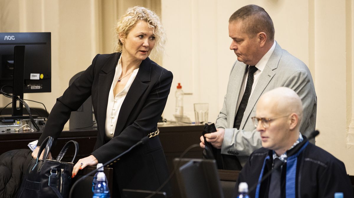 Europoslanci zbavili Janu Nagyovou imunity v kauze Čapí hnízdo