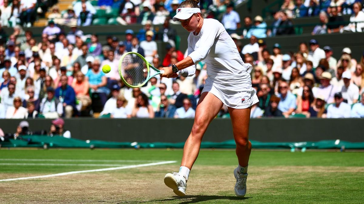 Úspěch české tenistky. Barbora Krejčíková je v semifinále Wimbledonu