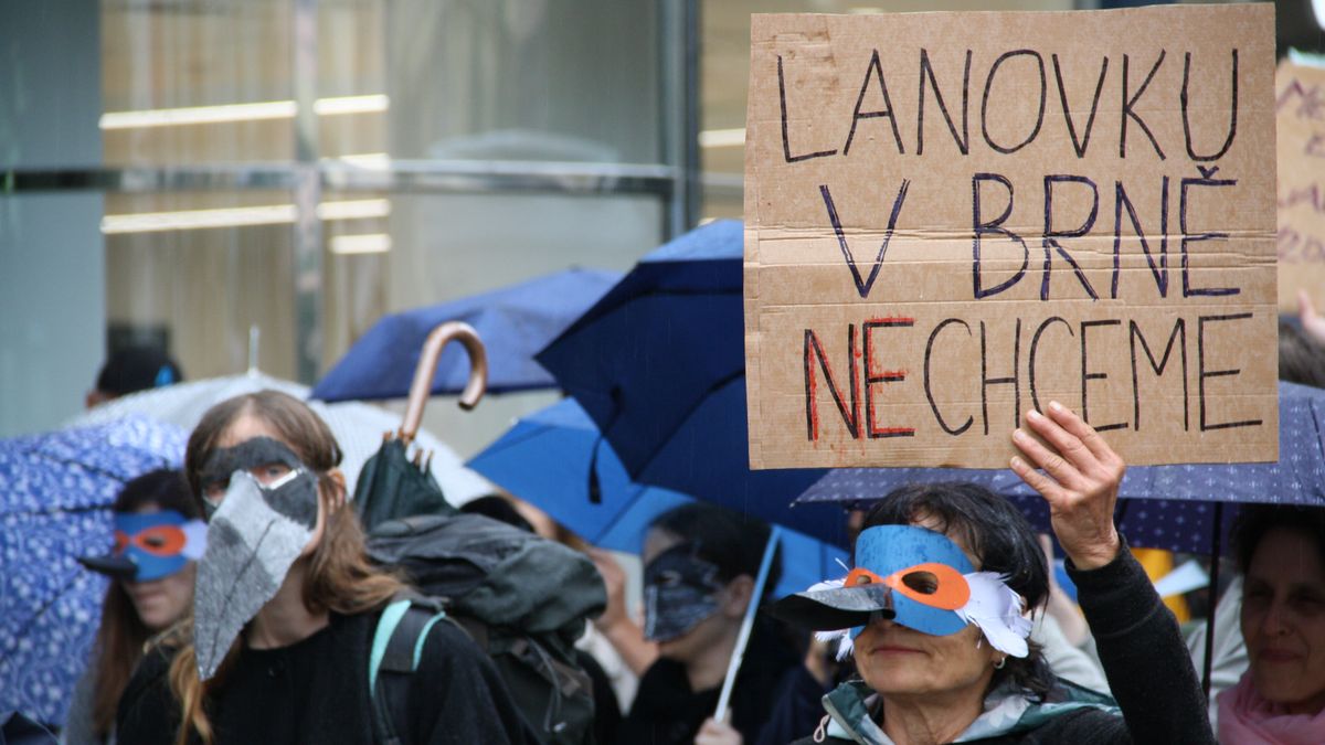 Projekt brněnské lanovky se veřejně řešit nebude. Zatrhli to zastupitelé