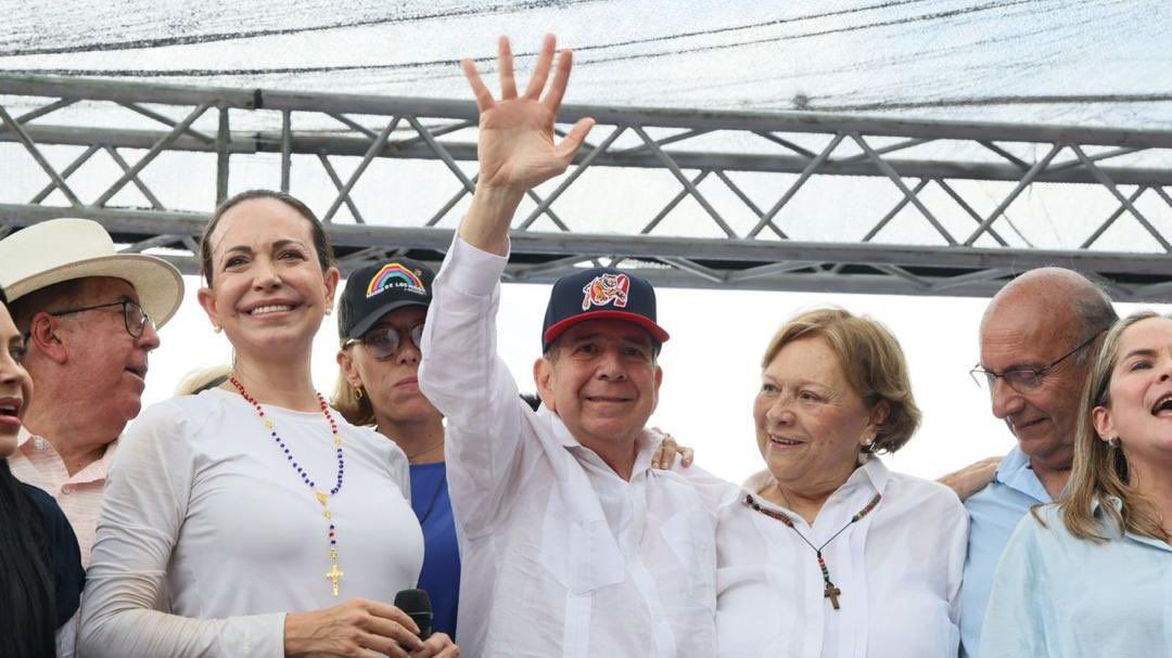 Ve Venezuele před inaugurací prezidenta vyšli do ulic příznivci vlády i opozice