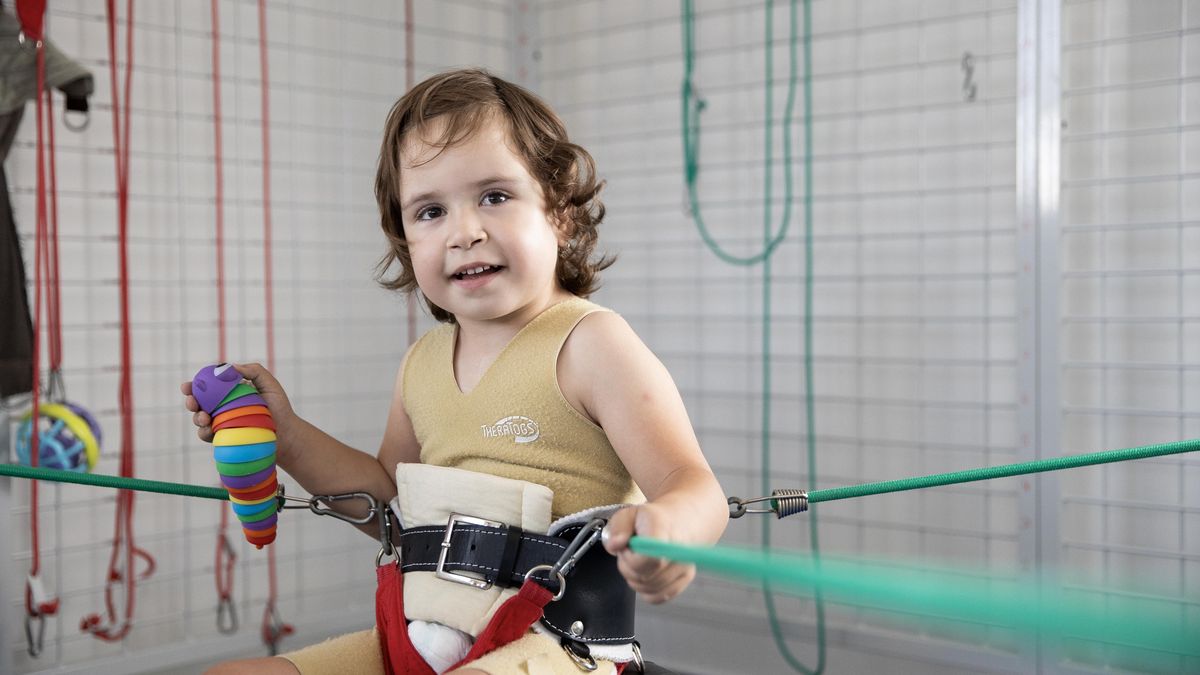 Dítě ochrnulo po operaci srdce. Chyba lékařů, říká soudní posudek