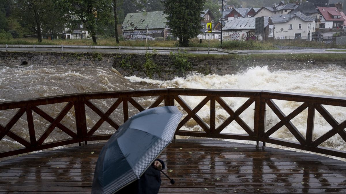 Krkonošská silnice do Malé Úpy je zcela uzavřena