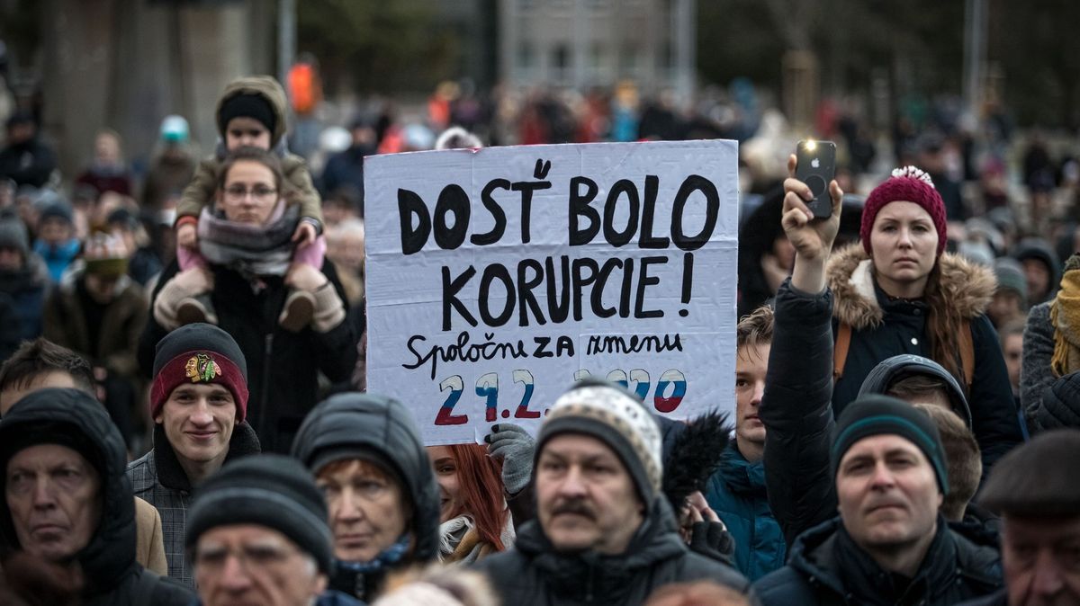 Slovenský novinář našel ve schránce náboj. Pracuje pro stejné médium jako Kuciak