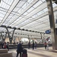 Jedním z cílů nového nádraží je na jednom místě umožnit rychlý přestup mezi vlakovou, autobusovou a městskou hromadnou dopravou.