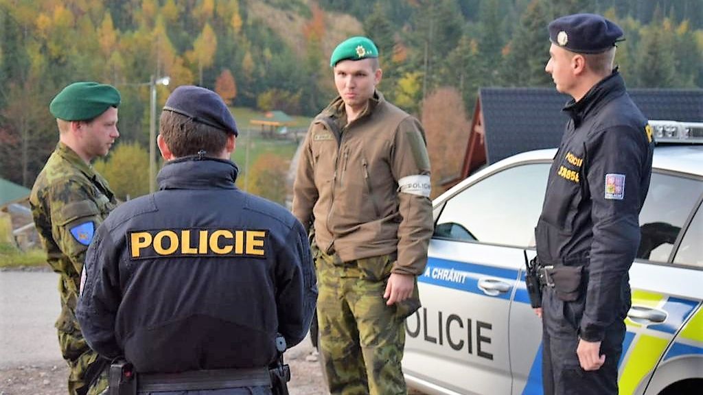 Vojenská policie možná získá více pravomocí, týkají se i dronů