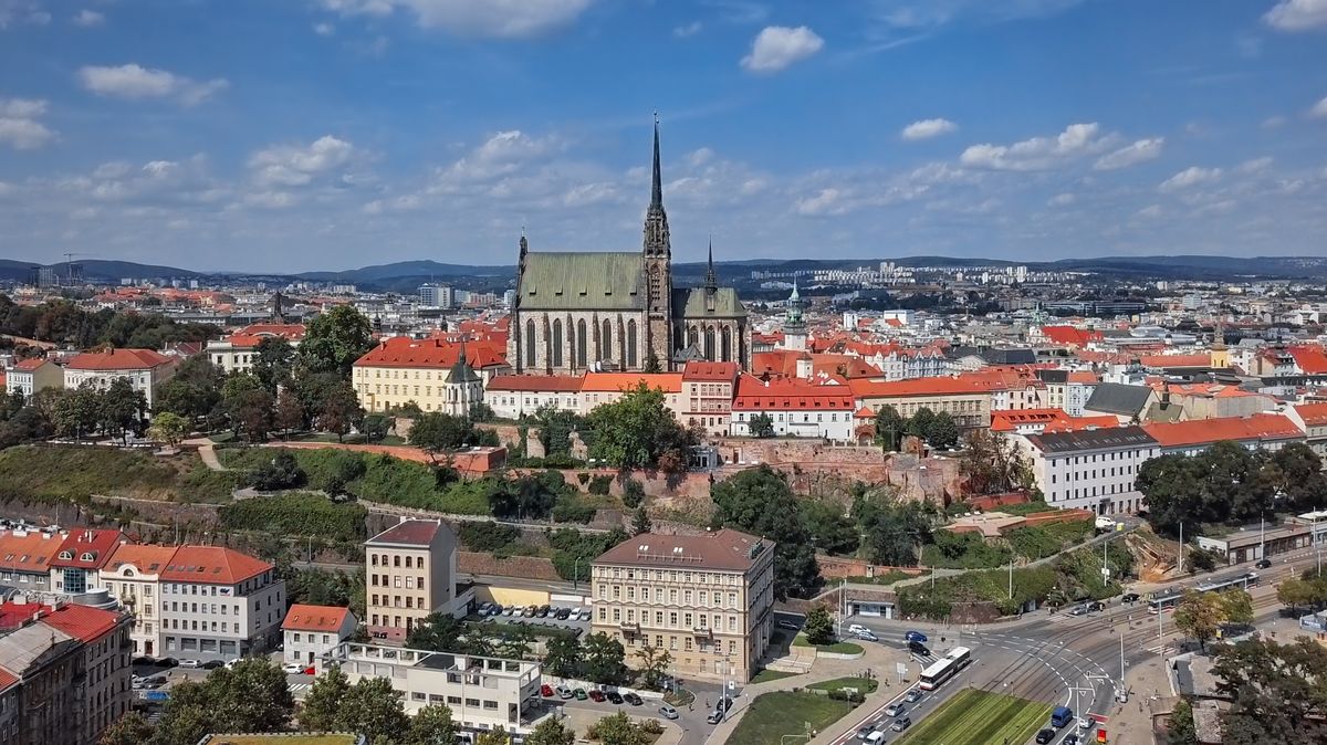 Na Špilberku vystavují dopravní prostředky i hrad z lega