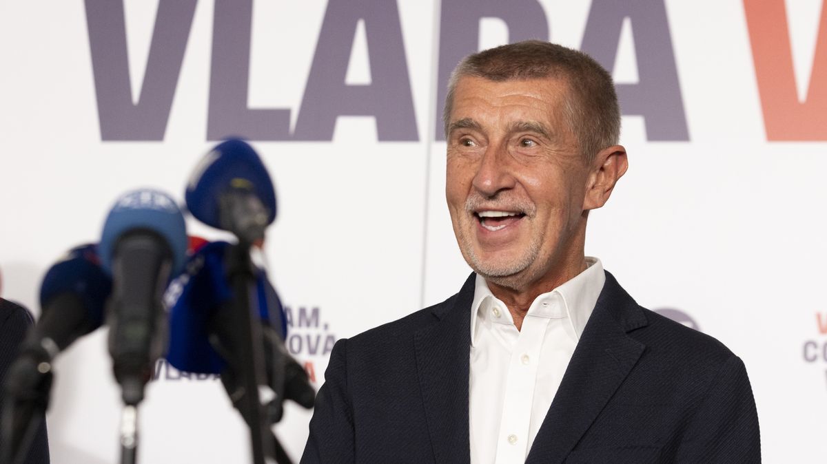 ANO dominuje i Senátu, dva kandidáti postoupili přímo. Šlechta smutný postupuje