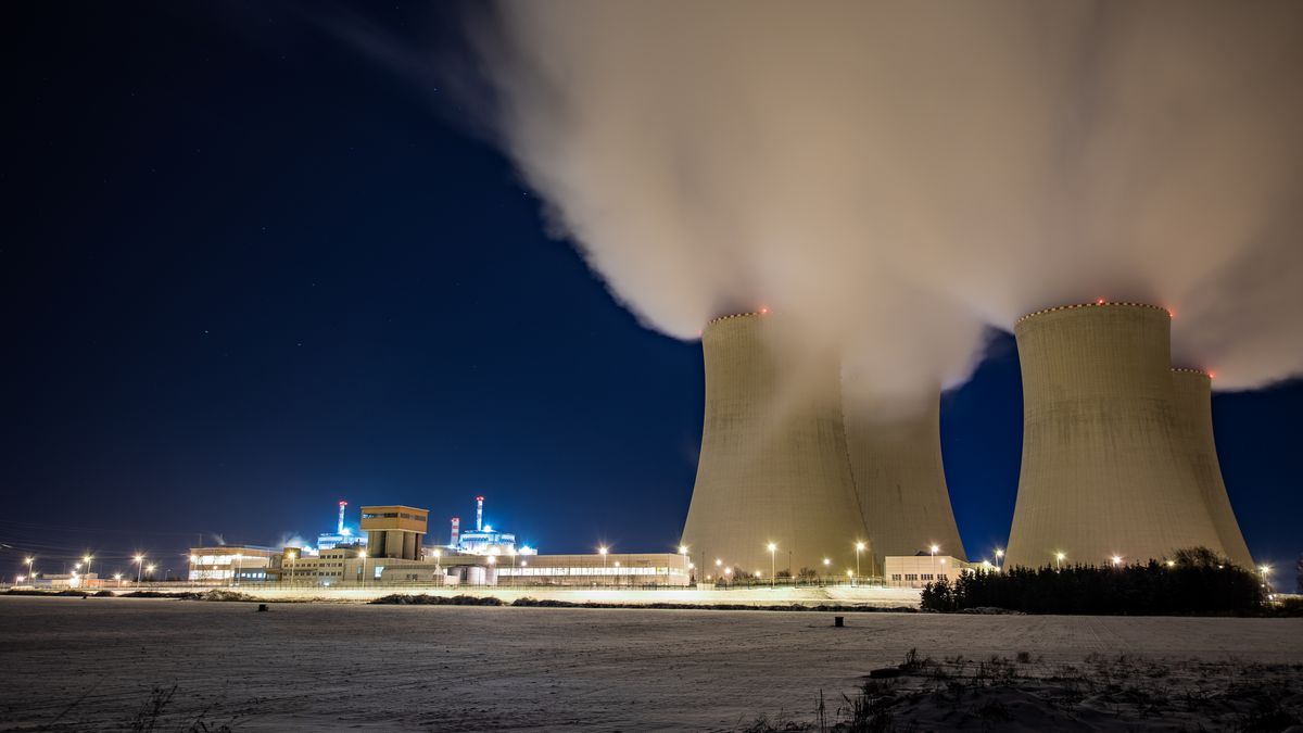 ČEZ plánuje postavit sedm malých reaktorů. První má stát v Temelíně v roce 2032