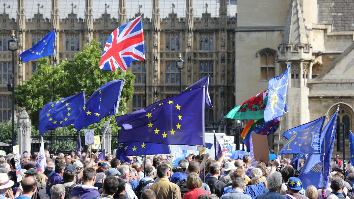 Británie porušuje dohodu o brexitu, rozhodl soud v Londýně