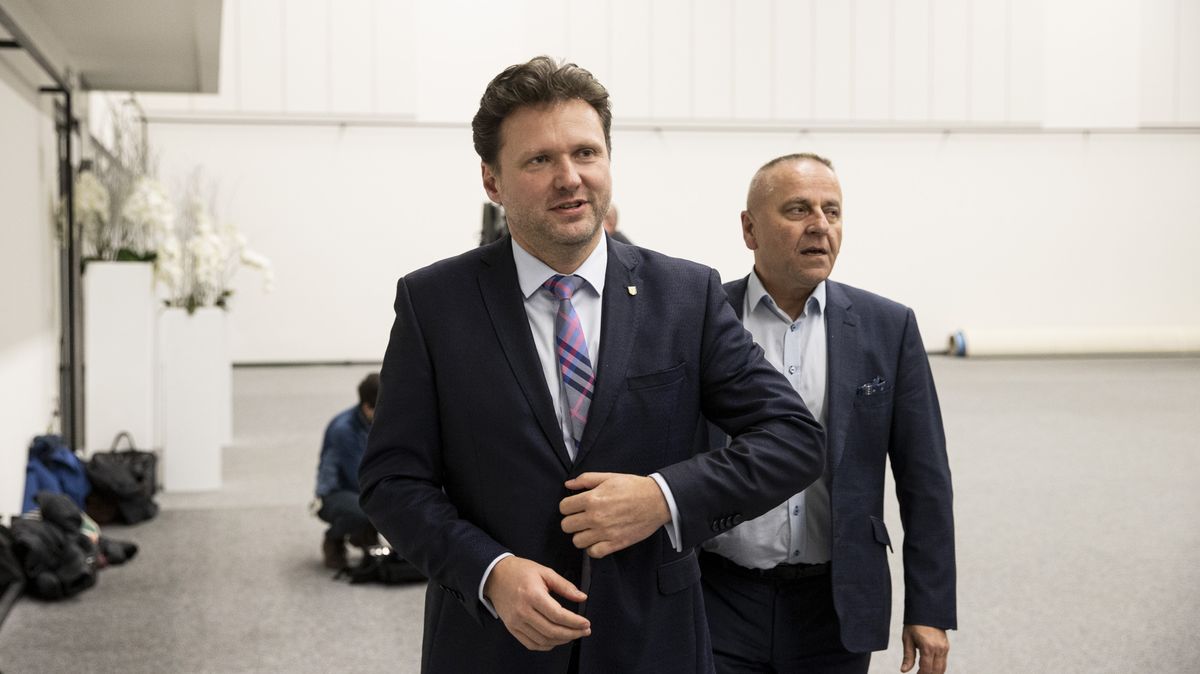 Vondráčkův návrh ohrožuje svobodu médií, varují vydavatelské organizace