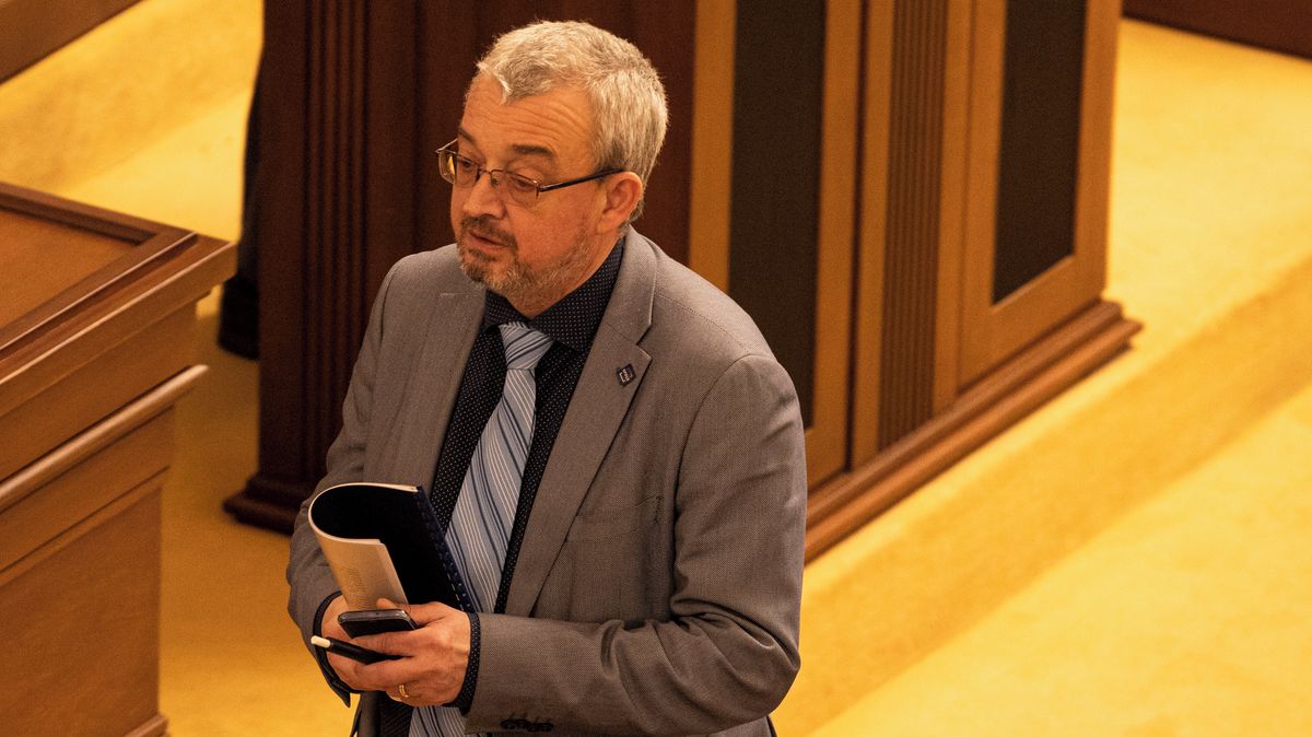 Marek Benda pokračuje v čele klubu ODS. Místopředsedové omládli