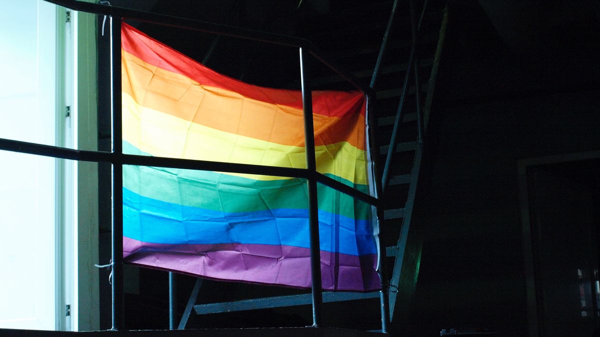 Maďarský parlament zrušil ustanovení namířená proti LGBT+ lidem