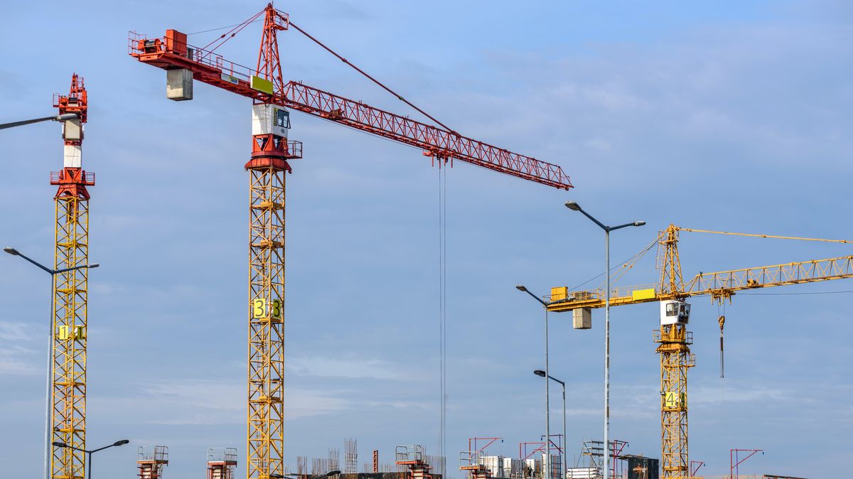 Stavební řízení je naprostý lapsus této vlády, říká ministr