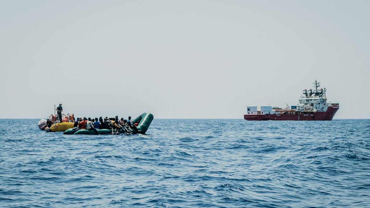 Nevládní organizace za posledních 48 hodin na moři zachránily 600 migrantů