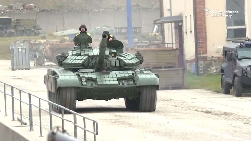 Sovětské stroje po úpravách. Češi na Ukrajinu posílají modernizované T-72