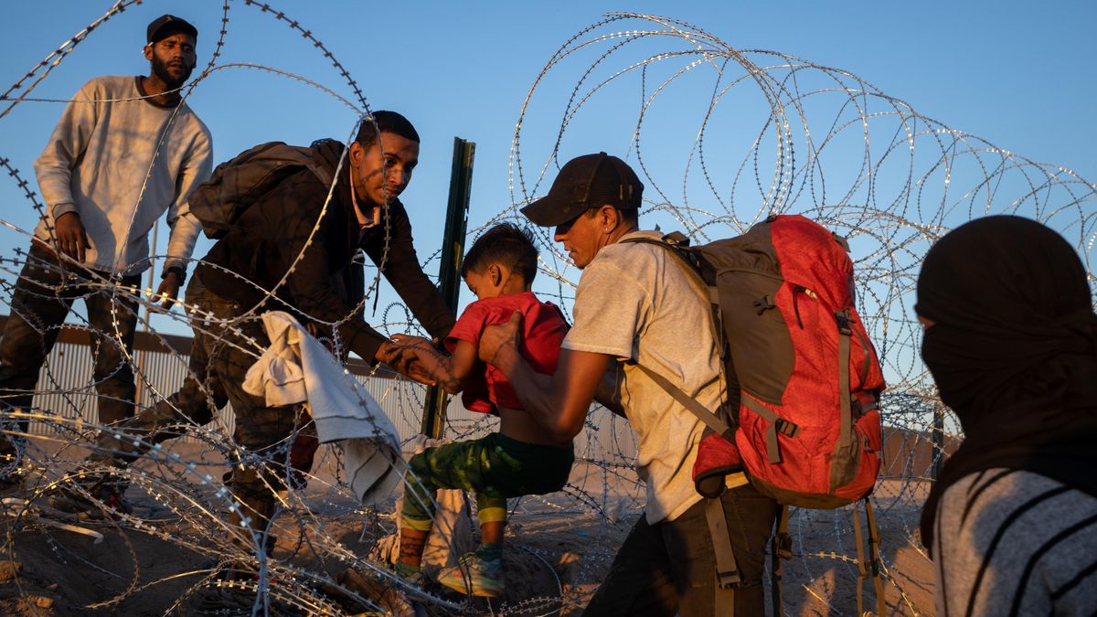 Bidenova vláda chce výrazně omezit žádosti o azyl na hranici s Mexikem